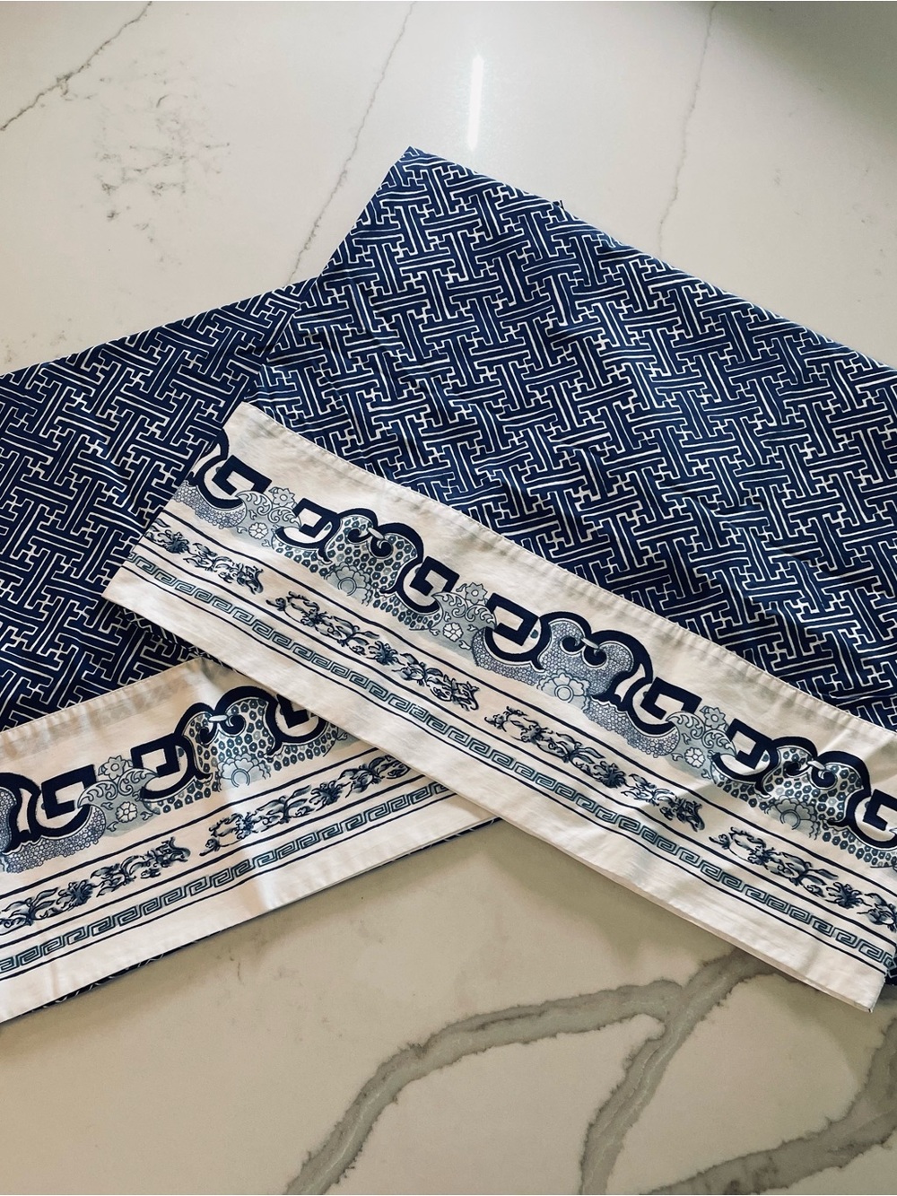 Ralph Lauren Shantung Pagoda Pillowcases blue/white cotton